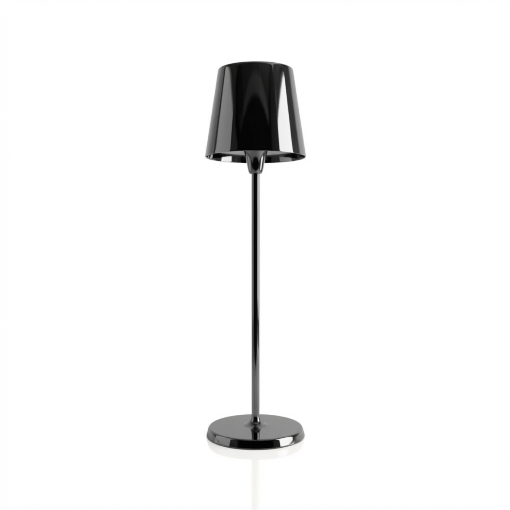 Selene Table Lamp in black with a sleek, modern design and a glossy finish.