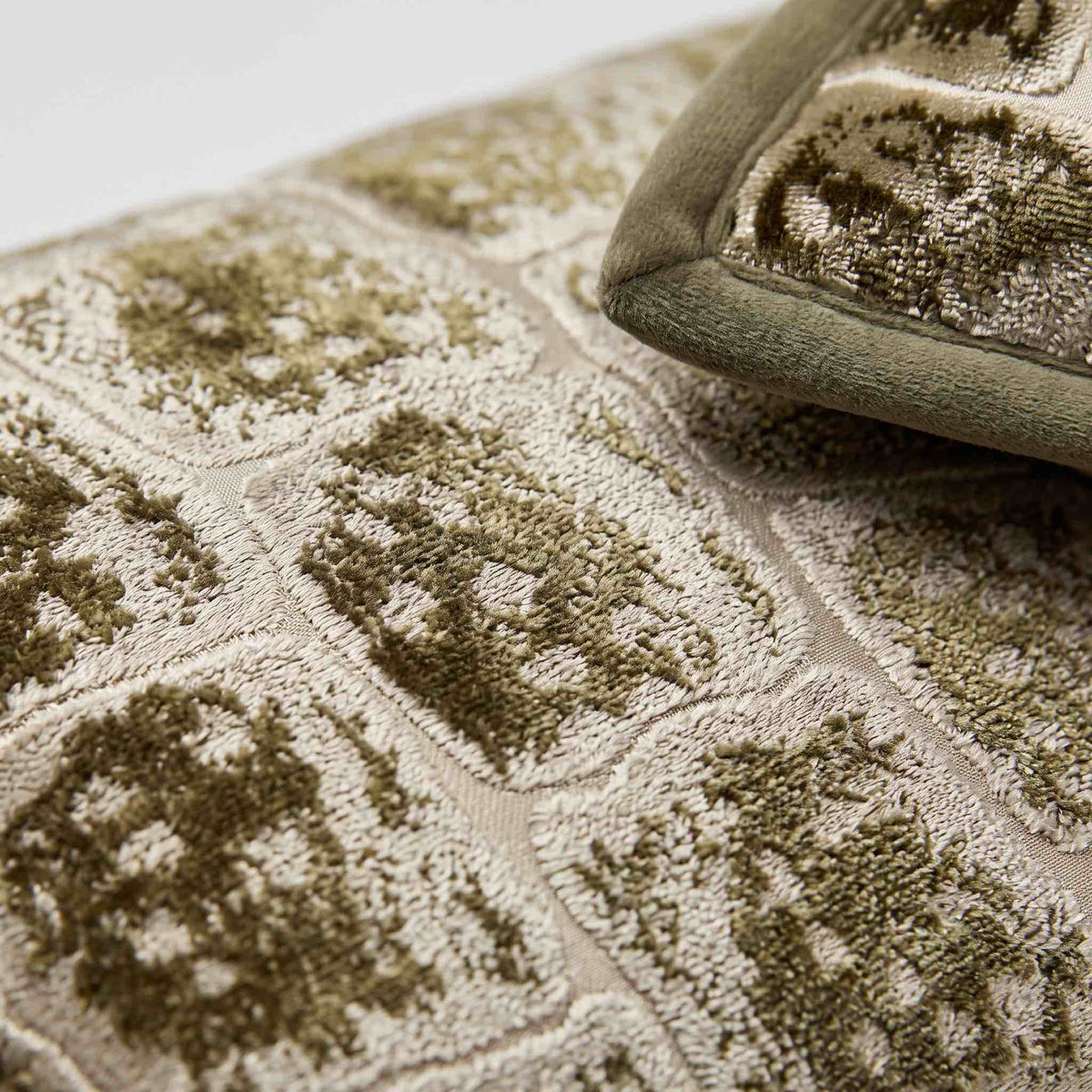 Lux Pillows®